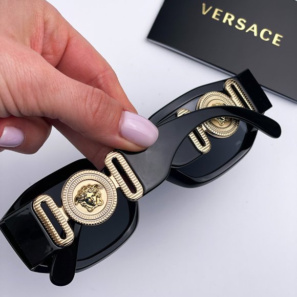 🔥 Versace VE4361 GB1/87 Sunglasses Black Gold Logo Unisex - Picture 2 of 12